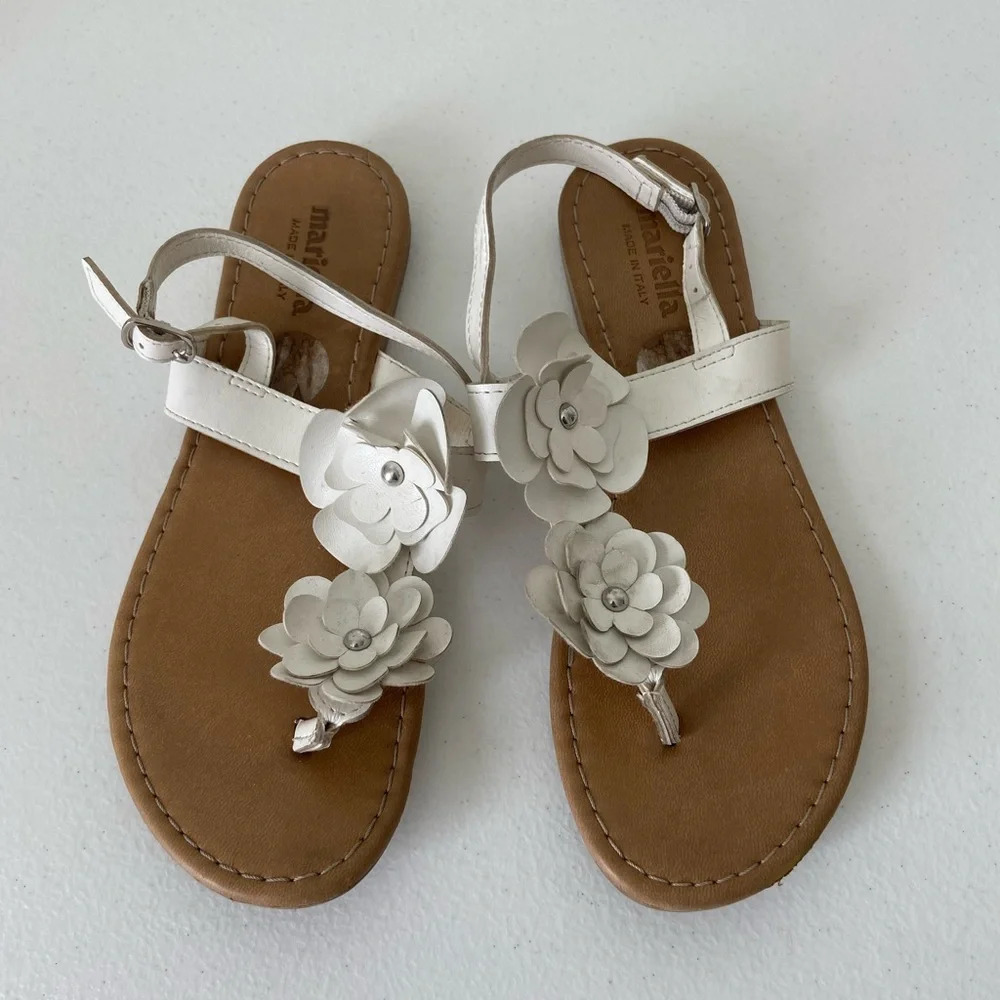 EUC | Mariella women’s floral strap sandals — size 6